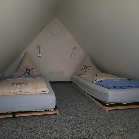 Apartment Dach-fewo Leuchtturmblick In Grieben