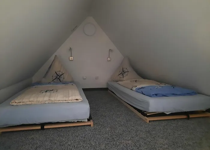 Apartment Dach-fewo Leuchtturmblick In Grieben